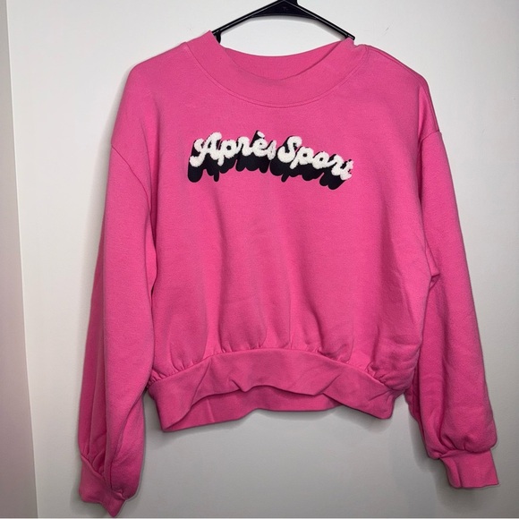 🖤All in Motion Vibrant Pink Sweatshirt - Picture 1 of 4